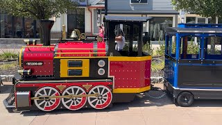 Magic Train at Woodbury Common Premium Outlets New York 🚂😀🇺🇸👍 [upl. by Srini293]