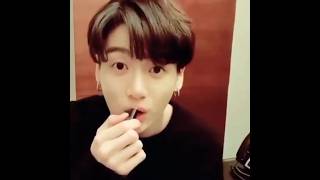 Tu lagavelu jb lipstick 💄 😍  BTS kooki funny 😁 😂 😀 moment 😆 😄 🤣 😂 💜 ♥️ 😆 😄 [upl. by Rehpotsrihc154]