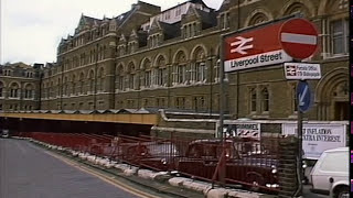 Liverpool Street station  Taxi Rank  Stock footage  1980s Liverpool Street  TNSL060031 [upl. by Xxam]