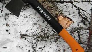 Fiskars 14quot AxeHatchet Video Review [upl. by Ikila330]