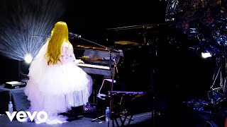 Vera Blue  The Curse Official Live [upl. by Akelahs]