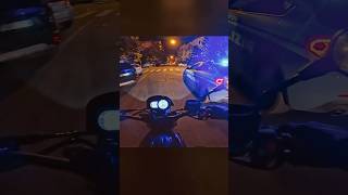 Se fossi stato un poliziotto avrei fatto questo tutto il giorno…motovlog moto polizia [upl. by Anaahs330]