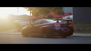 Detailing a Midnight Purple III Fine Spec R34 GTR Vspec 2  4K [upl. by Lyrehc242]