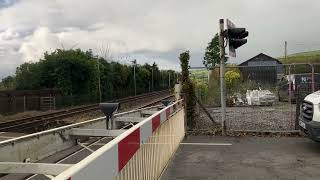 LIGHTS MALFUNCTION Kidwelly Level Crossing Carmarthenshire 291024 [upl. by Neelear350]