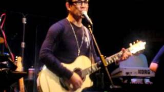 Richie Ren 任賢齊  Too softhearted 心太軟  Ximen Riverside Livehouse 20101212 [upl. by Bara]