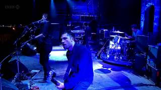 Queens Of The Stone Age  No One Knows HD Live glastonbury 2011 [upl. by Bron]