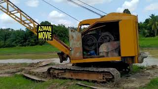 DRAGLINE EXCAVATOR TARIK PASIR SUNGAI [upl. by Nnahgaem]