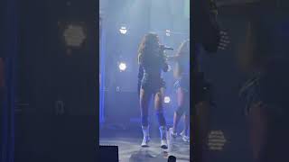 Anitta singing Fria live at the Wiltern [upl. by Aindrea]