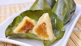 Thai Dessert  Sweet Stuffed Dough Pyramid Kanom Tian Sai Wan [upl. by Digirb]