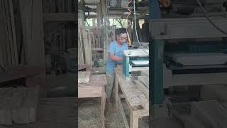 How to use the Makita Thickness Planer for smooth and even wood surfaces video I Akie The Carpenter [upl. by Alehtse]