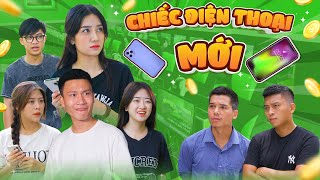 CHIẾC ĐIỆN THOẠI MỚI  Hai Anh Em Phần 424  Phim Học Đường Hài Hước Hay Nhất Gãy Media [upl. by Suedama]