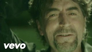 Joaquín Sabina  Paisanaje Videoclip [upl. by Cori]