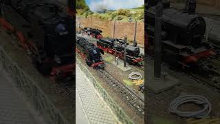 Dampflok rauchend Modellbahn DB Epoche III im Bahnbetriebswerk Bärental Rauchsatz Dampföl H0 187 [upl. by Skrap]