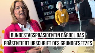 24052024 Berlin Demokratiefest Bundestagspräsidentin Bärbel Bas präsentiert GrundgesetzUrschrift [upl. by Sadoff]