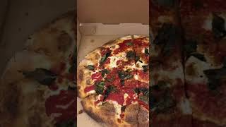 Grimaldi’s Margherita Pizza [upl. by Thurston709]