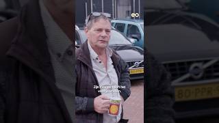 Familie leent GELD van elkaar geld financien auto [upl. by Wetzell801]