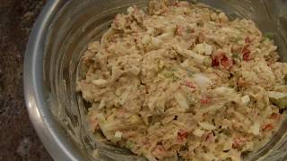 How To Make Tuna And Egg Salad [upl. by Aicelef526]