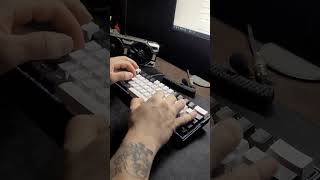 ASMR Digitação Teclado Mecânico Switch Brown [upl. by Llamaj]