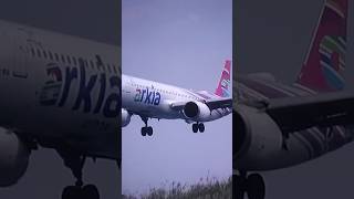 Low Landing Skiathos Airport filitsa tourism [upl. by Perrie]