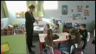 À lécole maternelle avec la montre Pam Tim [upl. by Early218]