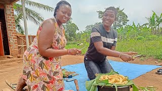 What do you Know about cooking Ugandan traditional food in the village [upl. by Girhiny203]