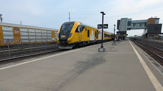 Lumi CN and VIA at Oshawa VIA station [upl. by Alwyn]