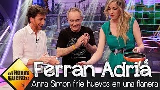 El Hormiguero 30  Anna Simon fríe un huevo en una flanera [upl. by Nevi]