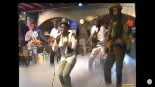 Barrington Levy  Under Mi Sensi Live Kids UK TV 1985 [upl. by Sarad]