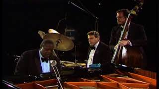 Петерсон Oscar Peterson The Berlin Concerto [upl. by Paulie]