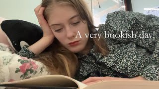 Reading vlog A day in the life of a parttime literature student [upl. by Reddin]