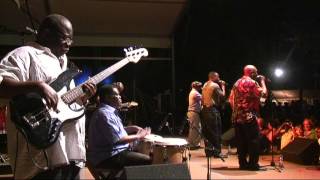 4 Etoiles  Kabibi  LIVE at Afrikafestival Hertme 2010 [upl. by Mcgean129]