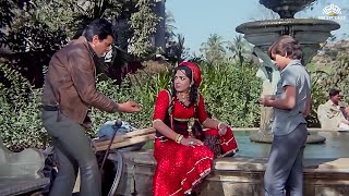 हेमा की चोरी और धर्मेंद्र की पकड़धकड़  Seeta Aur Geeta Comedy Scene [upl. by Rehptsirhc929]