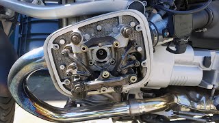 BMW R850R DIY kleppen stellen en bougies vervangen [upl. by Phenice]