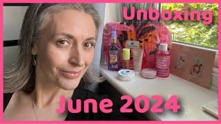 New GlossyBox June 2024  Summer Vibes Edit  Beauty Box Unboxing   Discount Link [upl. by Gnilrets]