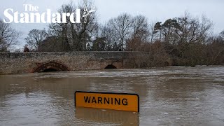 Major incident declared amid widespread flooding in England [upl. by Vergos]