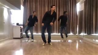 TIGER SHROFF DANCE quotISHQ WALA LOVEquot SONG STUDENT OF THE YEAR [upl. by Yorel]