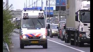 Politie Brandweer en ambulances met spoed naar groot ongeval a9 Grip  1 [upl. by Evelyn]