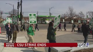 Chicago State faculty and staff union reaches agreement with university suspends strike [upl. by Lliw]