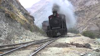 Blowing steam up the Devils Nose Ecuador 2007 [upl. by Halludba]