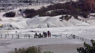 Pozzuoli tragedia alla Solfatara famiglia precipita nel cratere [upl. by Marilyn]