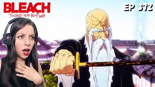 Bleach Thousand Year Blood War react ep 6 372  YAMAMOTO CONTRA YHWACH [upl. by Ytirahc544]