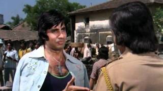 Amar Akbar Anthony  Drama Scene  Vinod Khanna  Amitabh Bachchan  Anthony Dares Amar [upl. by Elleiram698]