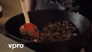 Recept Zwarte bonen uit Koken met Van Boven [upl. by Aleacin]