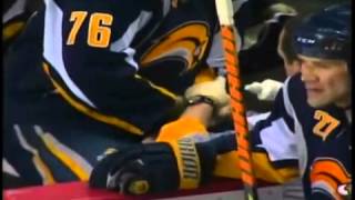 Memorable Sabres Moments Jarkko Ruutu bites Andrew Peters [upl. by Trumaine]