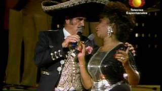 Celia Cruz y Vicente Fernández  El Rey [upl. by Kurzawa]