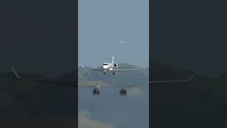 Bombardier Challenger 350 arrival at SBP [upl. by Notrab]