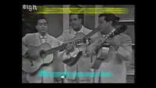 MALAGUENA TRIO LOS PANCHOS w lyrics amp translation [upl. by Amero]