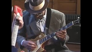 Hubert Sumlin quotForty Fourquot performance [upl. by Decker]