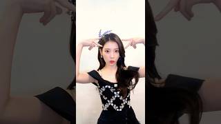 React Her Funny TIKTOK 😜😊😲🔥 kpop tiktok viral trending [upl. by Anilatak601]