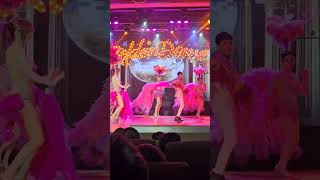 Cabaret show รัชดาซอย 18 โชว์จากสาวสองที่สวยงาม การแสดง funny show bangkok [upl. by Derina]